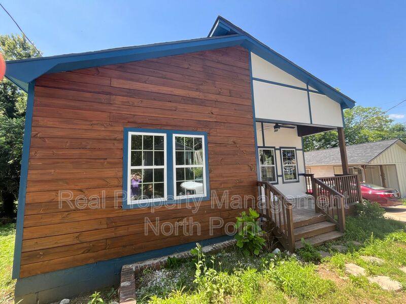 House for rent at 570 Grant St SW #A, Atlanta, GA 30315