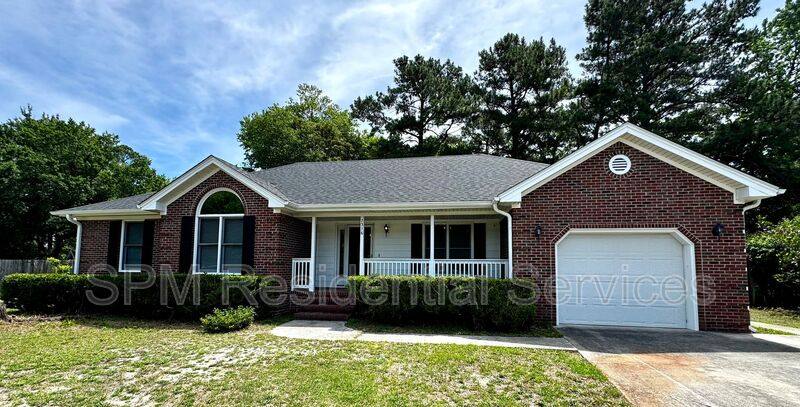 7316 Featherstone Court, Wilmington, NC 28411
