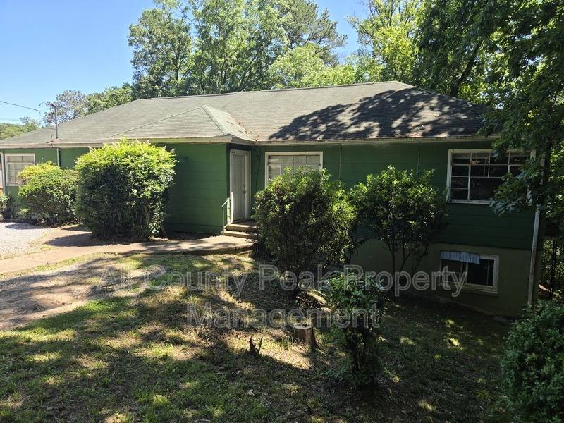 Apartment for rent at 111 Hollyberry Lane #111, Chattanooga, TN 37411