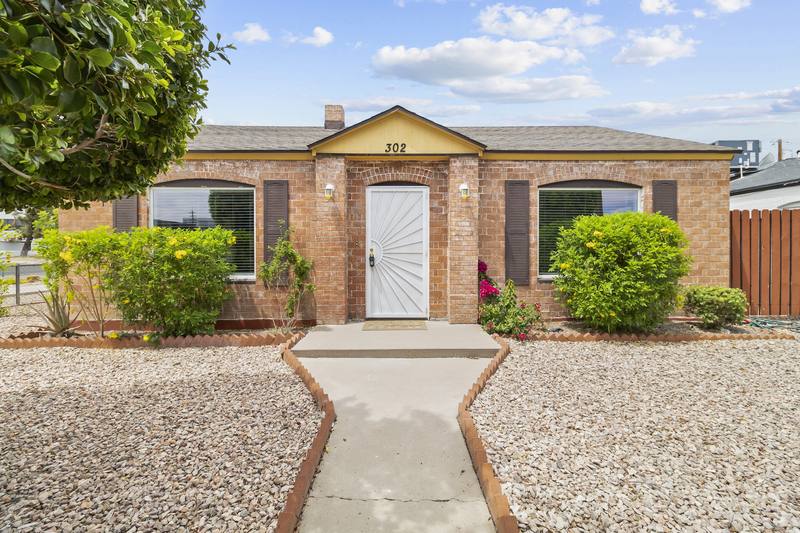 House for rent at 302 E Weldon Ave, Phoenix, AZ 85012