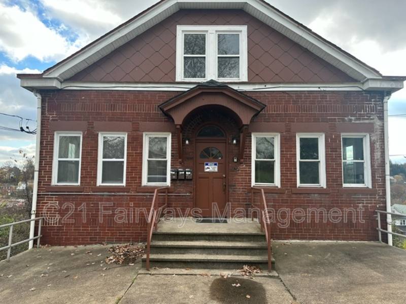 Apartment for rent at 726 Large Ave #C, Clairton, PA 15025