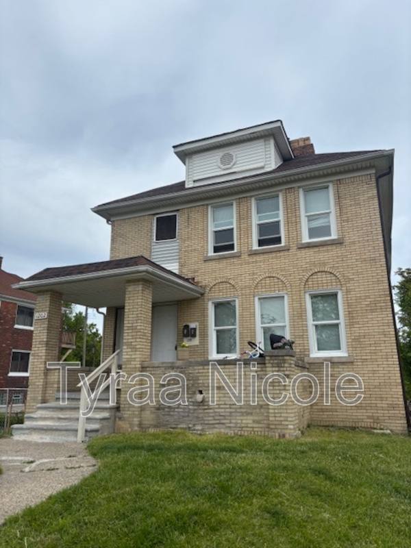 Apartment for rent at 1200 Lenox St #1, Detroit, MI 48215