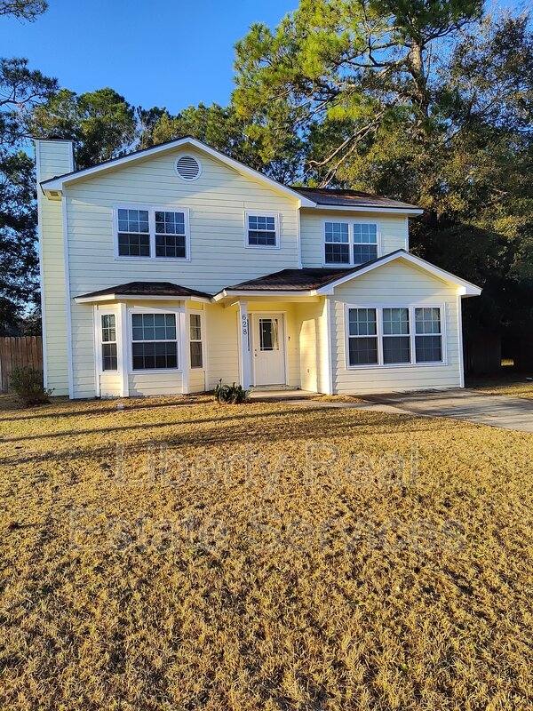 House for rent at 628 Demere St, Hinesville, GA 31313
