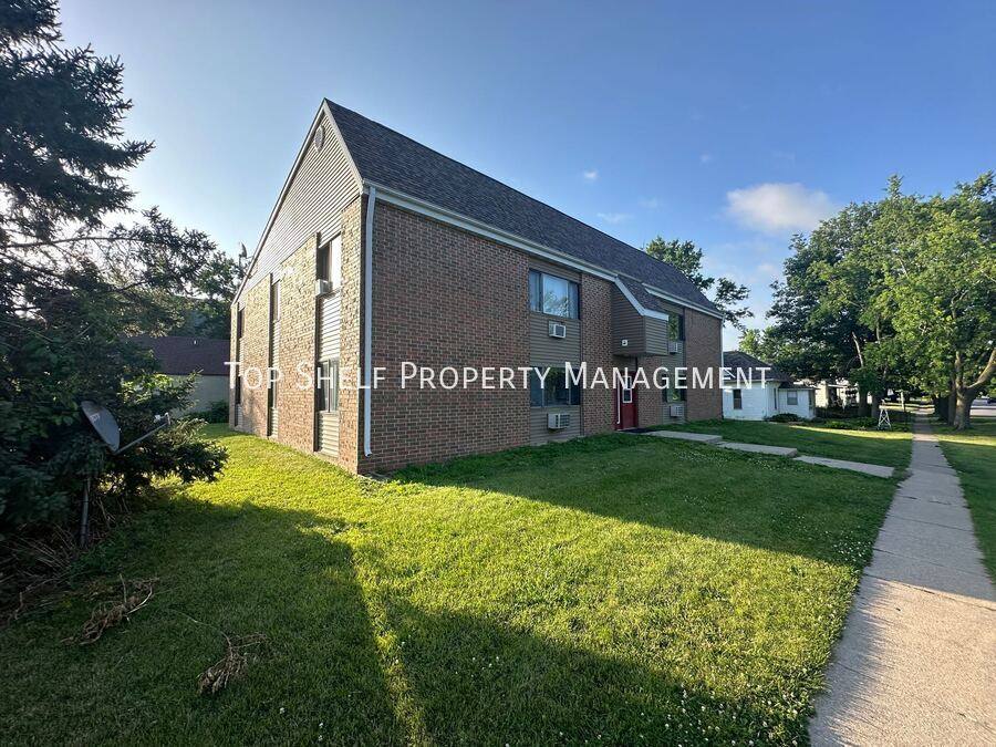 Apartment for rent at 103 S Grant #5, Bondurant, IA 50035