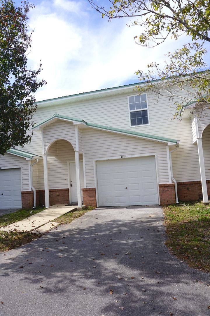 Townhouse for rent at 1102 Tiki Too Ave, Fort Walton Beach, FL 32547