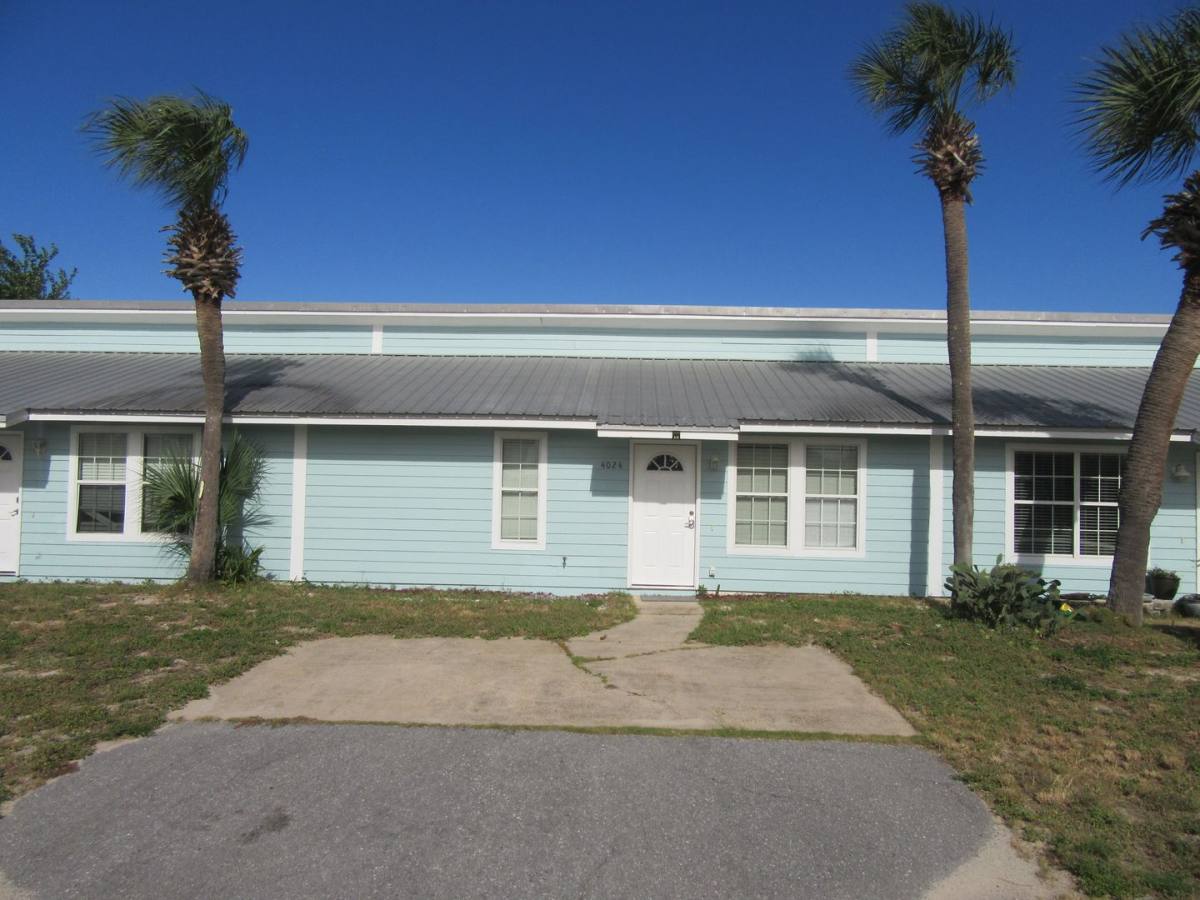 Apartment for rent at 4024 Underpass St, Panama City, FL 32408