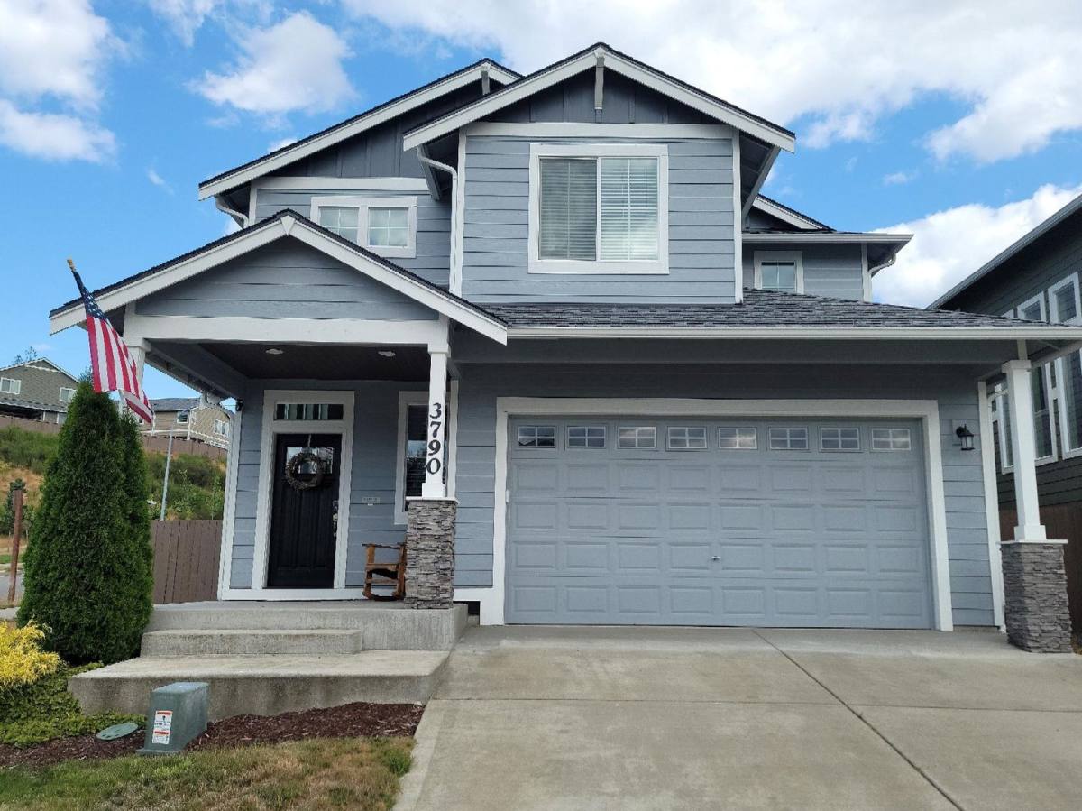 House for rent at 3790 Portside Dr, Bremerton, WA 98312