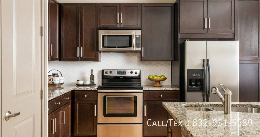 Apartment for rent at 100 Westcott St #MH1, Houston, TX 77007