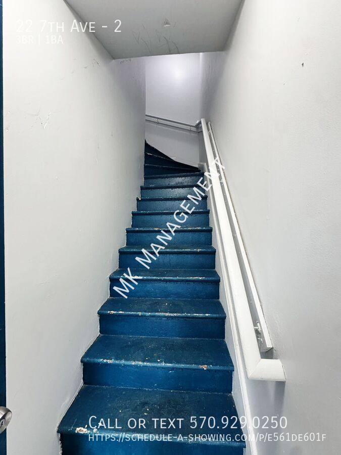 Apartment for rent at 22 7th Ave #2, Carbondale, PA 18407