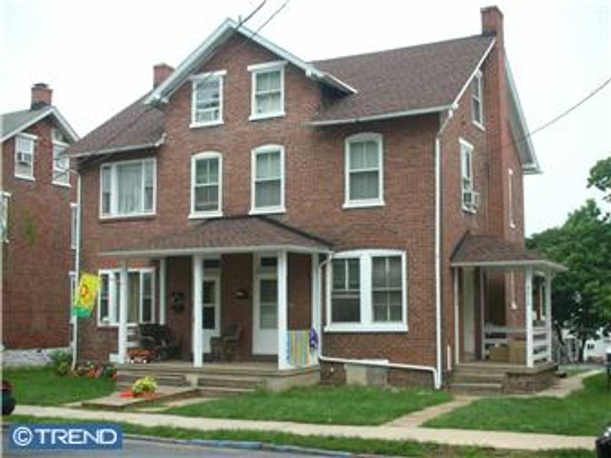 Apartment for rent at 425 427 431 433 W Second St, Birdsboro, PA 19508