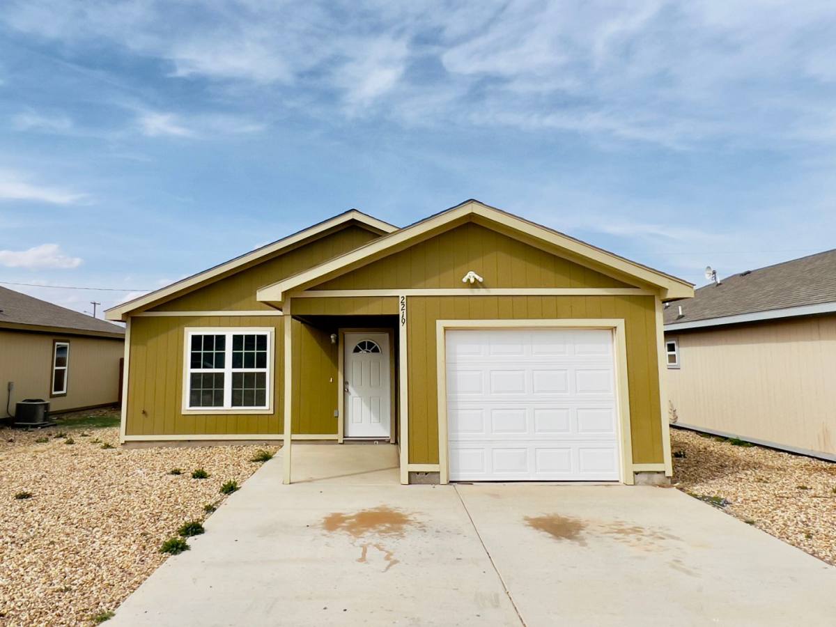 House for rent at 2219 E Main St, Lubbock, TX 79403