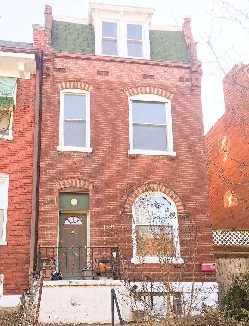 House for rent at 3530 Nebraska Ave, Saint Louis, MO 63118