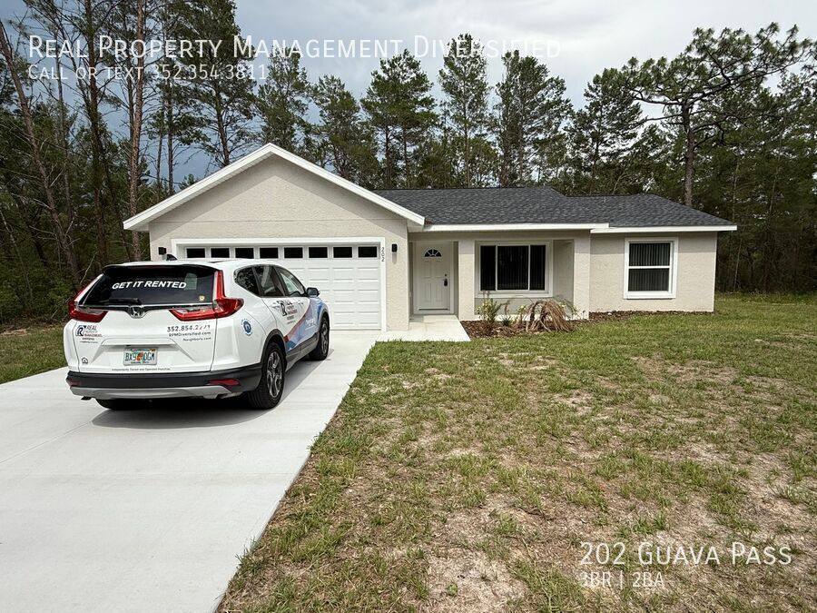 House for rent at 202 Guava Pass, Ocklawaha, FL 32179