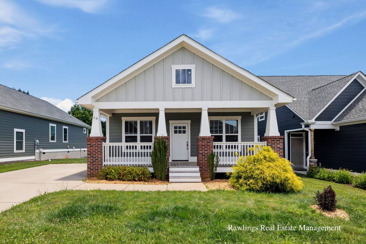 House for rent at 10 Hyde Park Place, Arden, NC 28704