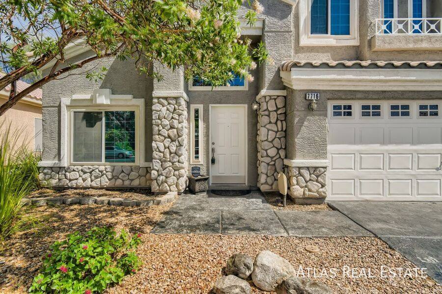 House for rent at 7716 Robinglen Ave, Las Vegas, NV 89131