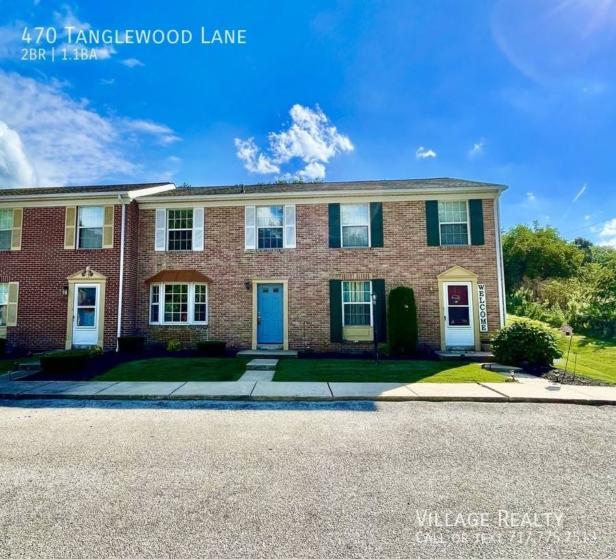 Townhouse for rent at 470 Tanglewood Lane, Dallastown, PA 17313