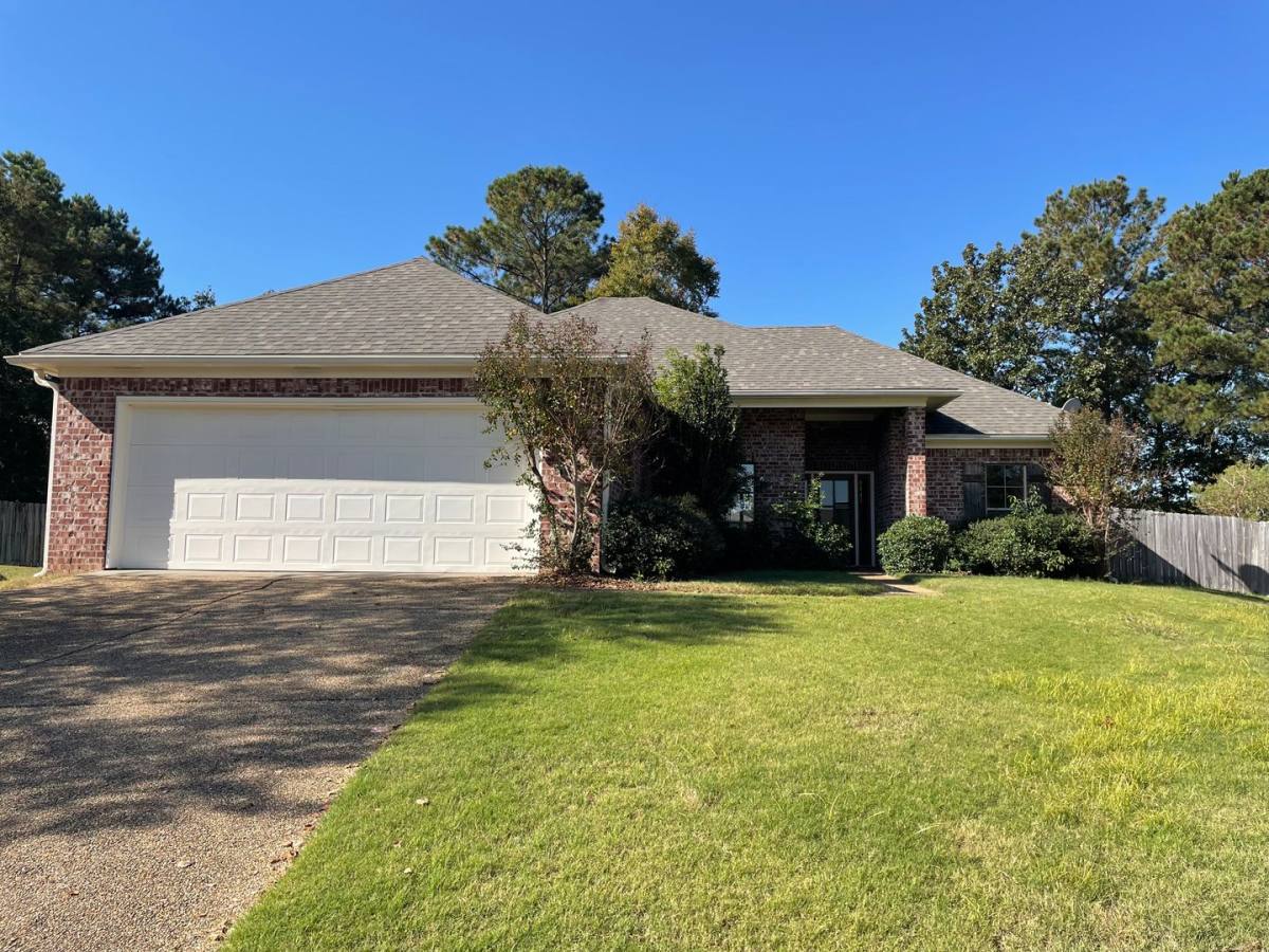 House for rent at 513 Oakleigh Place, Brandon, MS 39047