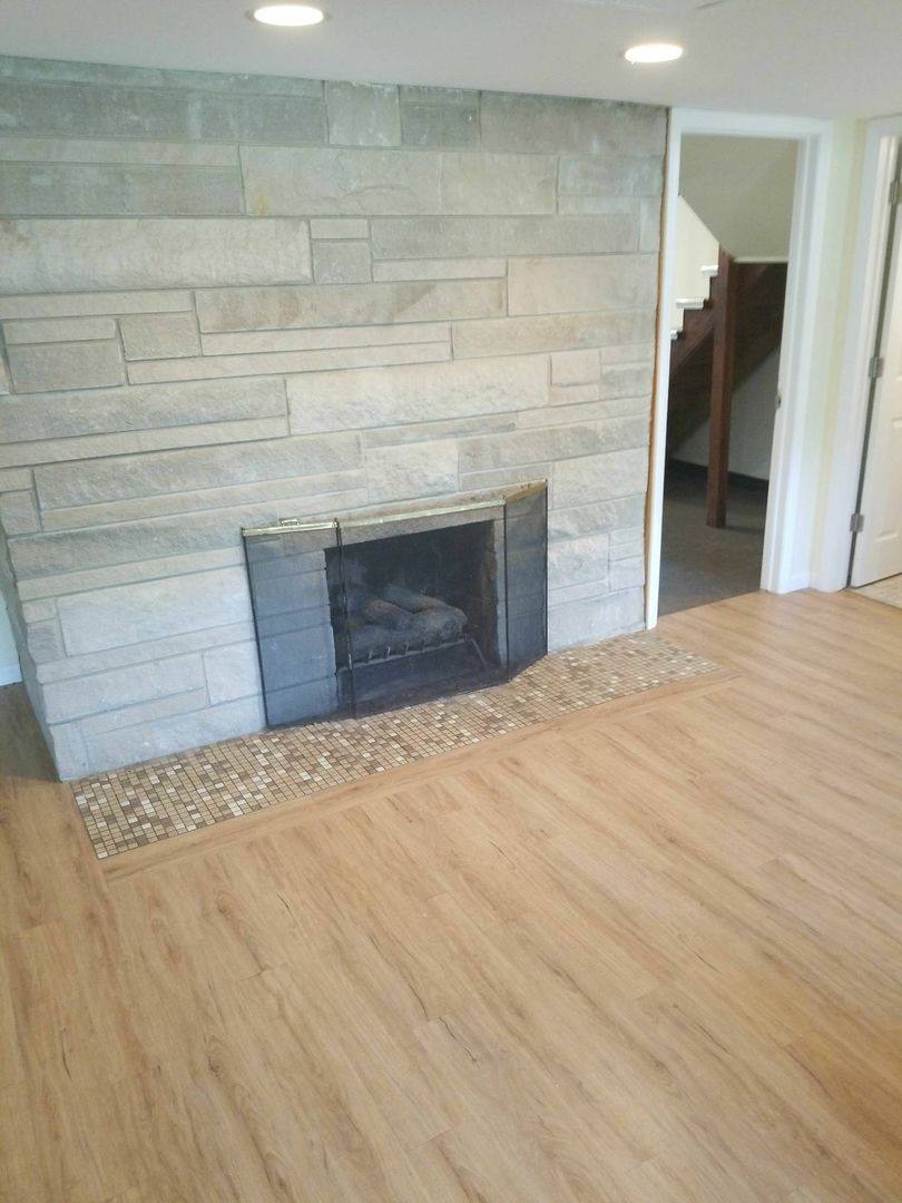 1606 W Healey, Champaign, IL 61821