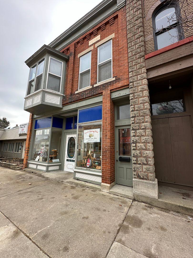 Apartment for rent at 119 E Main St, Homer, MI 49245