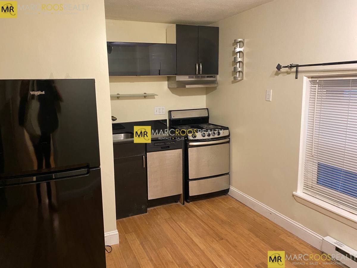 Apartment for rent at 20 Bartlett Place #1, Boston, MA 02113