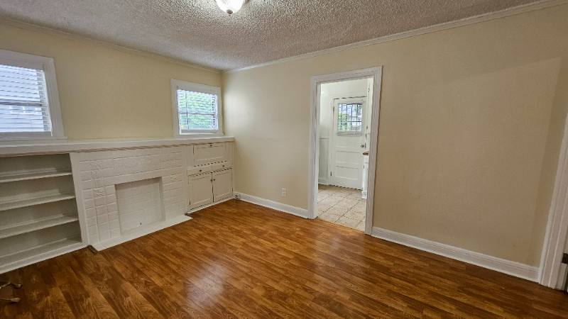 Apartment for rent at 3703 Monon St, Los Angeles, CA 90027