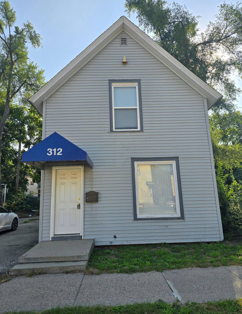 House for rent at 312 Ballard St, Ypsilanti, MI 48197