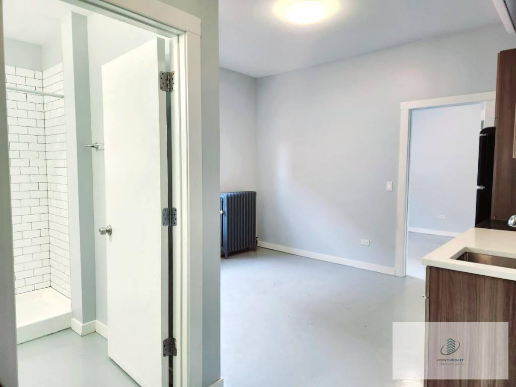 Apartment for rent at 4700 N Racine Ave #302, Chicago, IL 60640