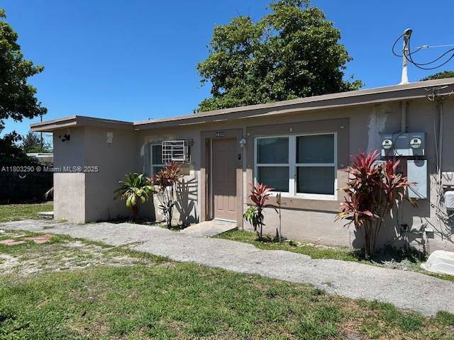 Apartment for rent at 10312 SW 175th St, Miami, FL 33157