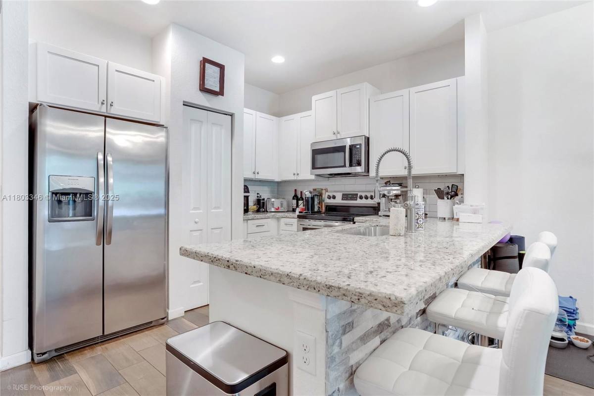 Townhouse for rent at 355 SE 1st Dr #355, Deerfield Beach, FL 33441