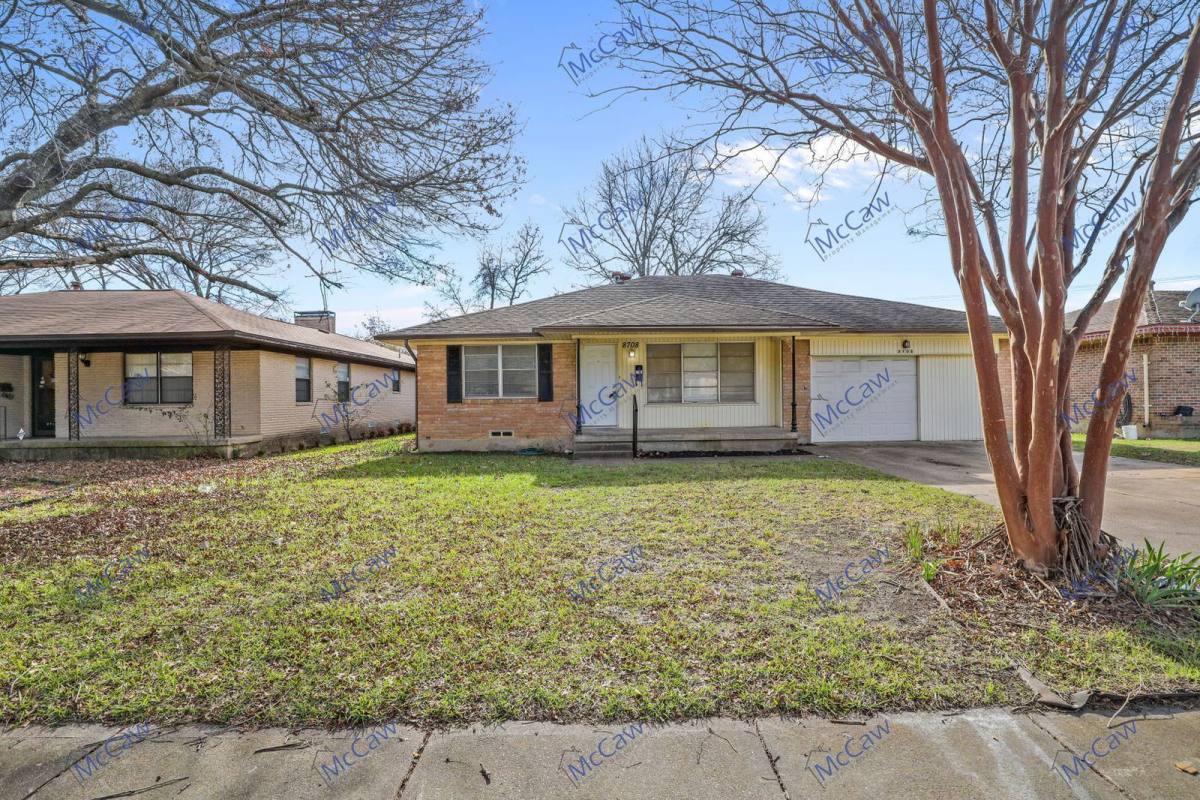House for rent at 8708 Barclay St, Dallas, TX 75227