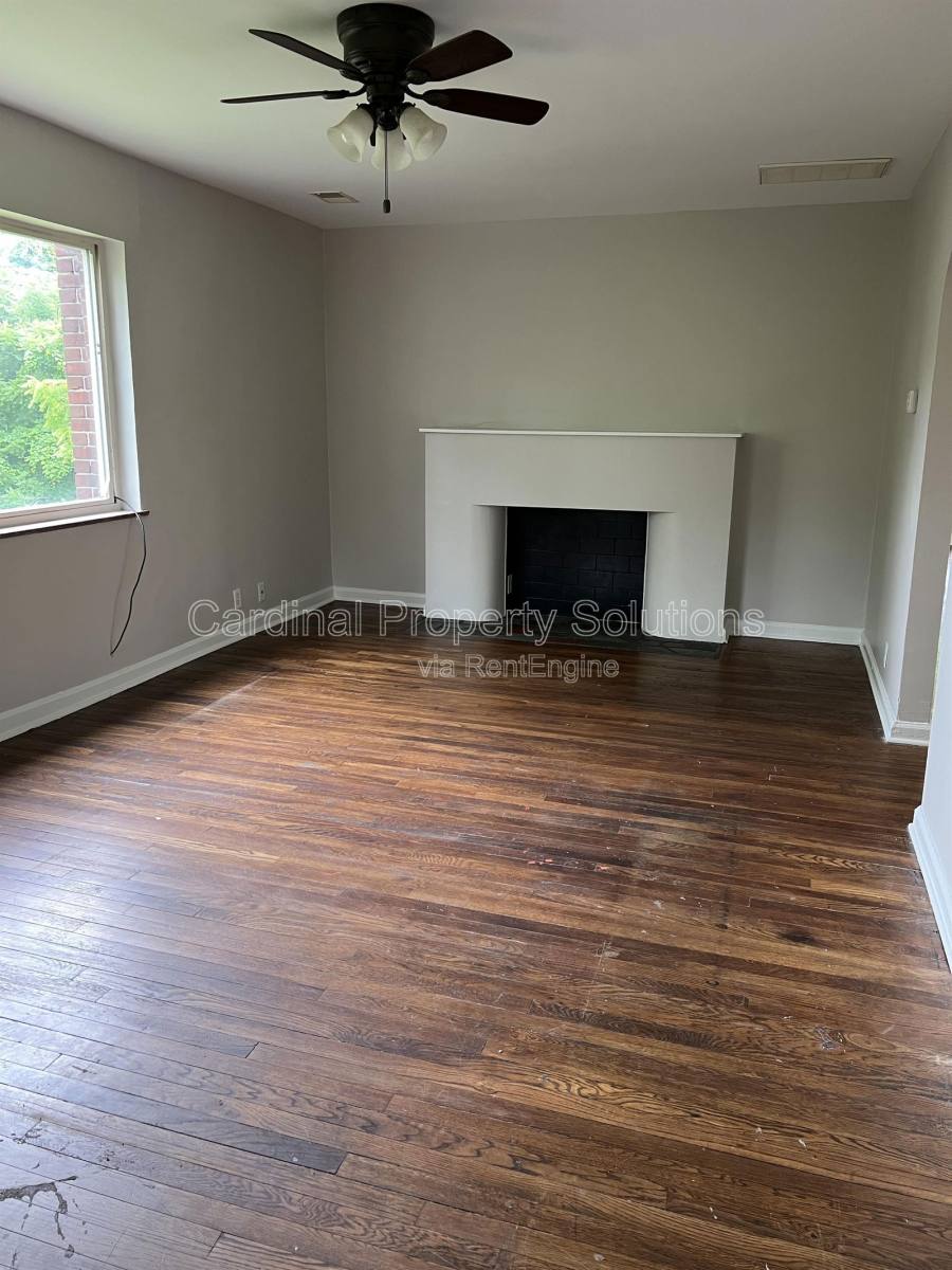 Apartment for rent at 436 Glenwood Ave #2, Cincinnati, OH 45229