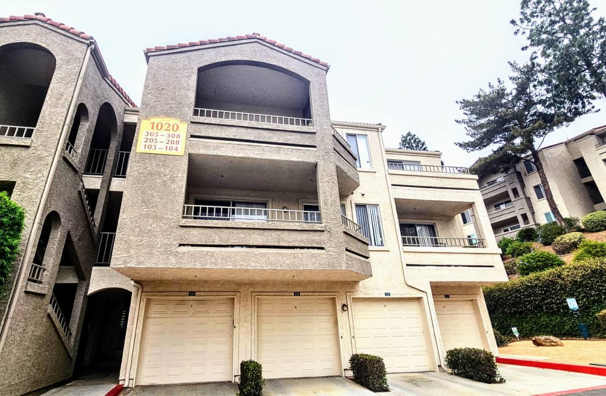 Condo for rent at 1020 Vista Del Cerro Dr #206, Corona, CA 92879