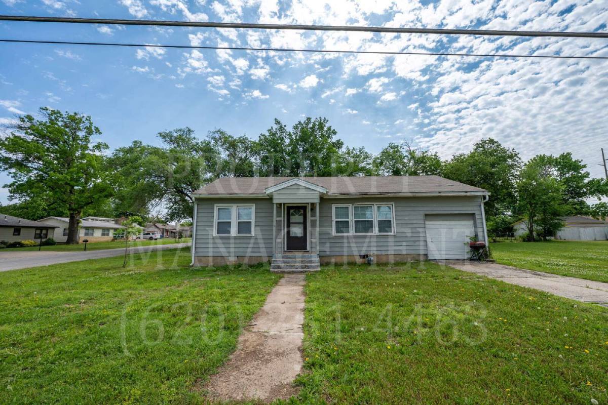 House for rent at 109 N Buckeye, Coffeyville, KS 67337