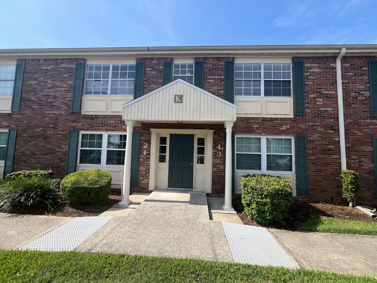 Condo for rent at 1920 E Edgewood Dr #K4, Lakeland, FL 33803