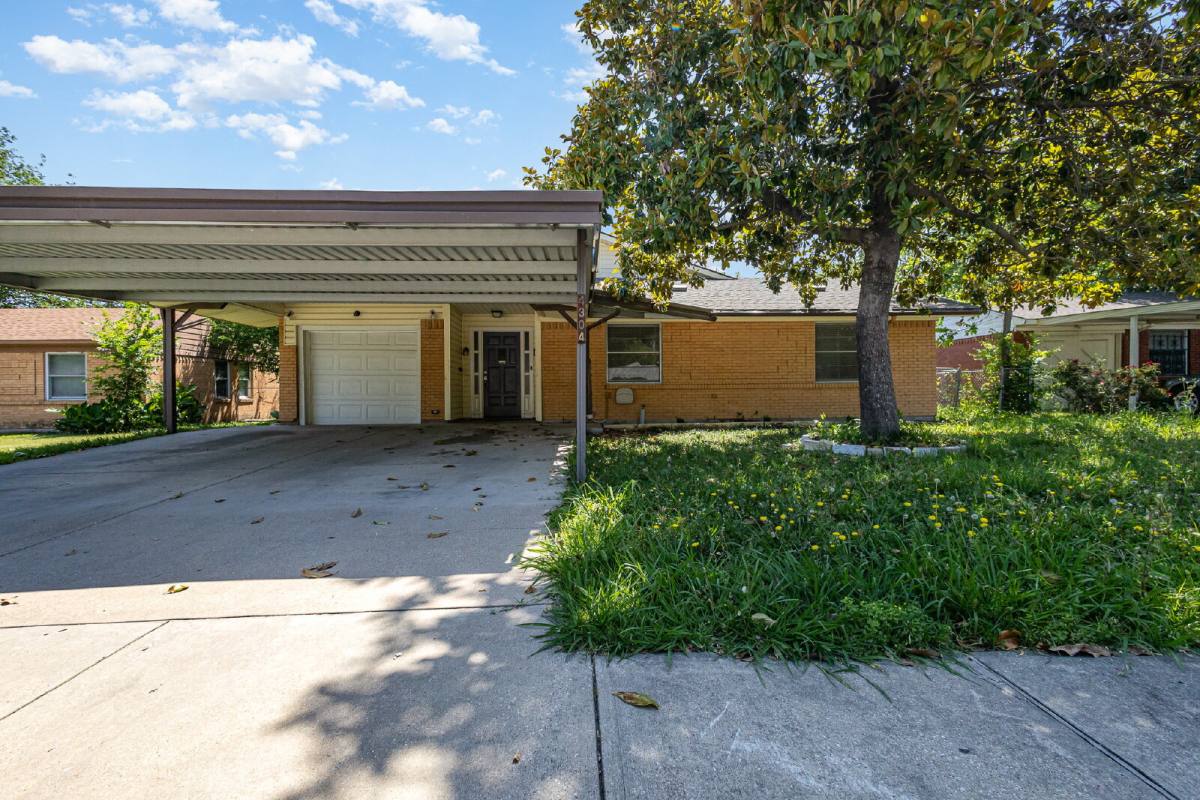 House for rent at 4304 Harvey Dr, Mesquite, TX 75150
