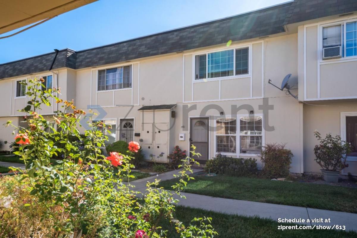 Townhouse for rent at 5542 Don Ricardo Court, San Jose, CA 95123