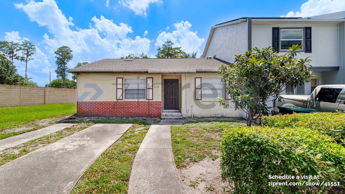 House for rent at 2778 Devie Court, Orlando, FL 32822