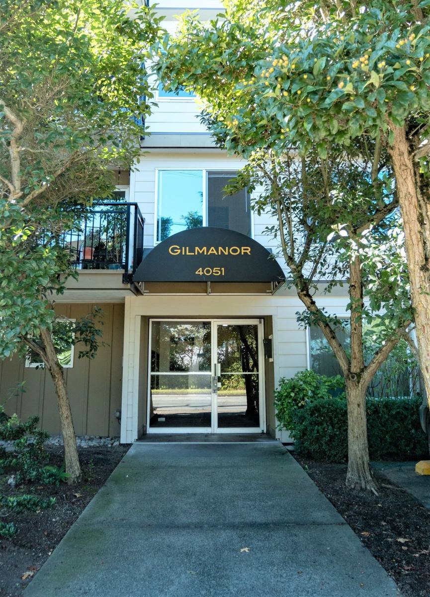 Apartment for rent at 4051 Gilman Ave W, Seattle, WA 98199