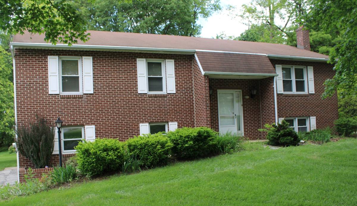 House for rent at 951 Cape Horn Rd, York, PA 17402