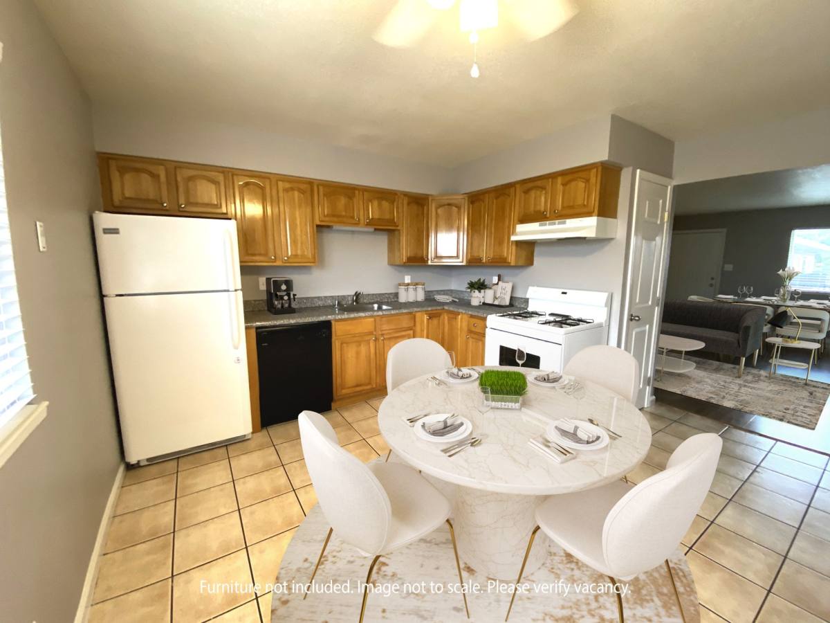 Apartment for rent at 1017 H St, Antioch, CA 94509
