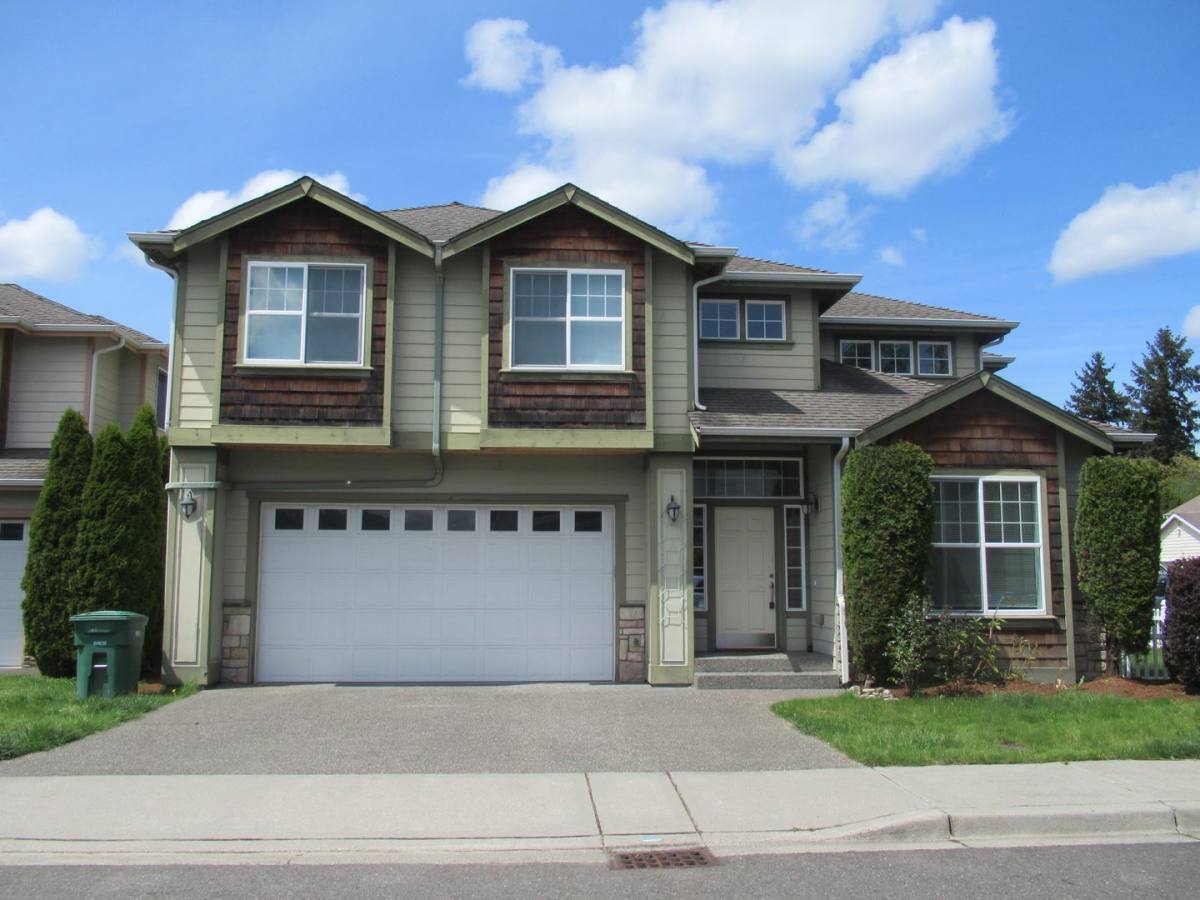 House for rent at 919 Vashon Place NE, Renton, WA 98059