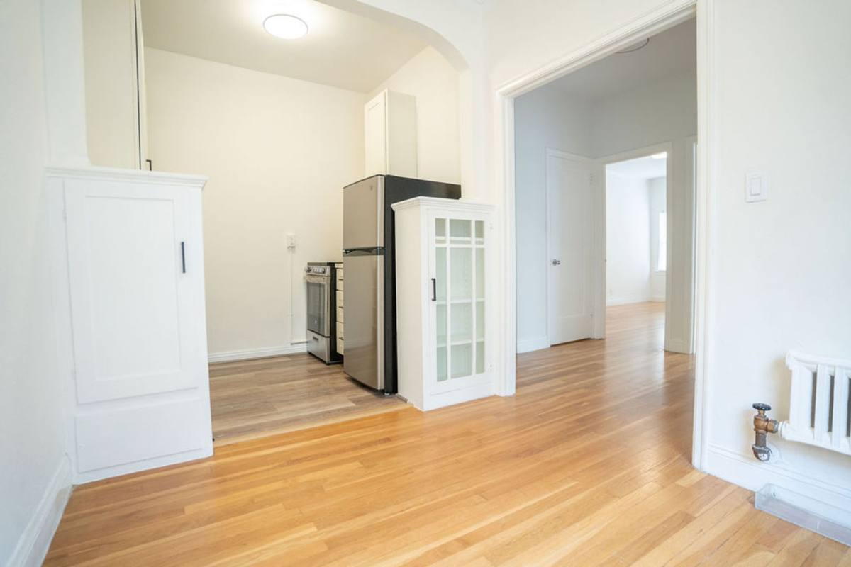 Apartment for rent at 743 Warfield Ave, Oakland, CA 94610