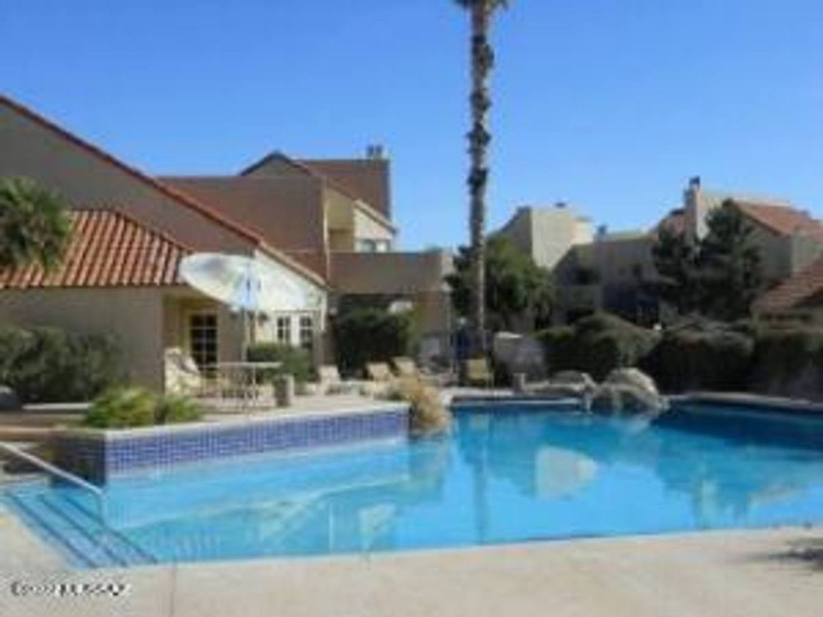 Condo for rent at 1200 E River Rd #B-26, Tucson, AZ 85718