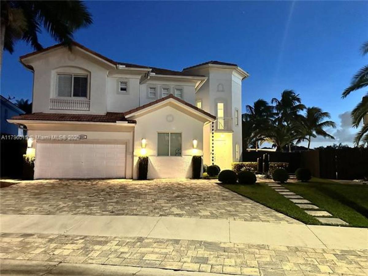 House for rent at 6801 NW 113th Court, Miami, FL 33178
