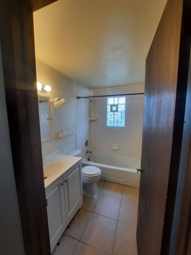 Apartment for rent at 1119 12th St, Golden, CO 80401