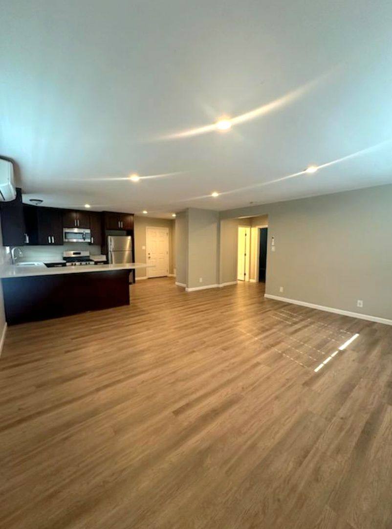 Apartment for rent at 14714 S Inglewood Ave, Lawndale, CA 90260