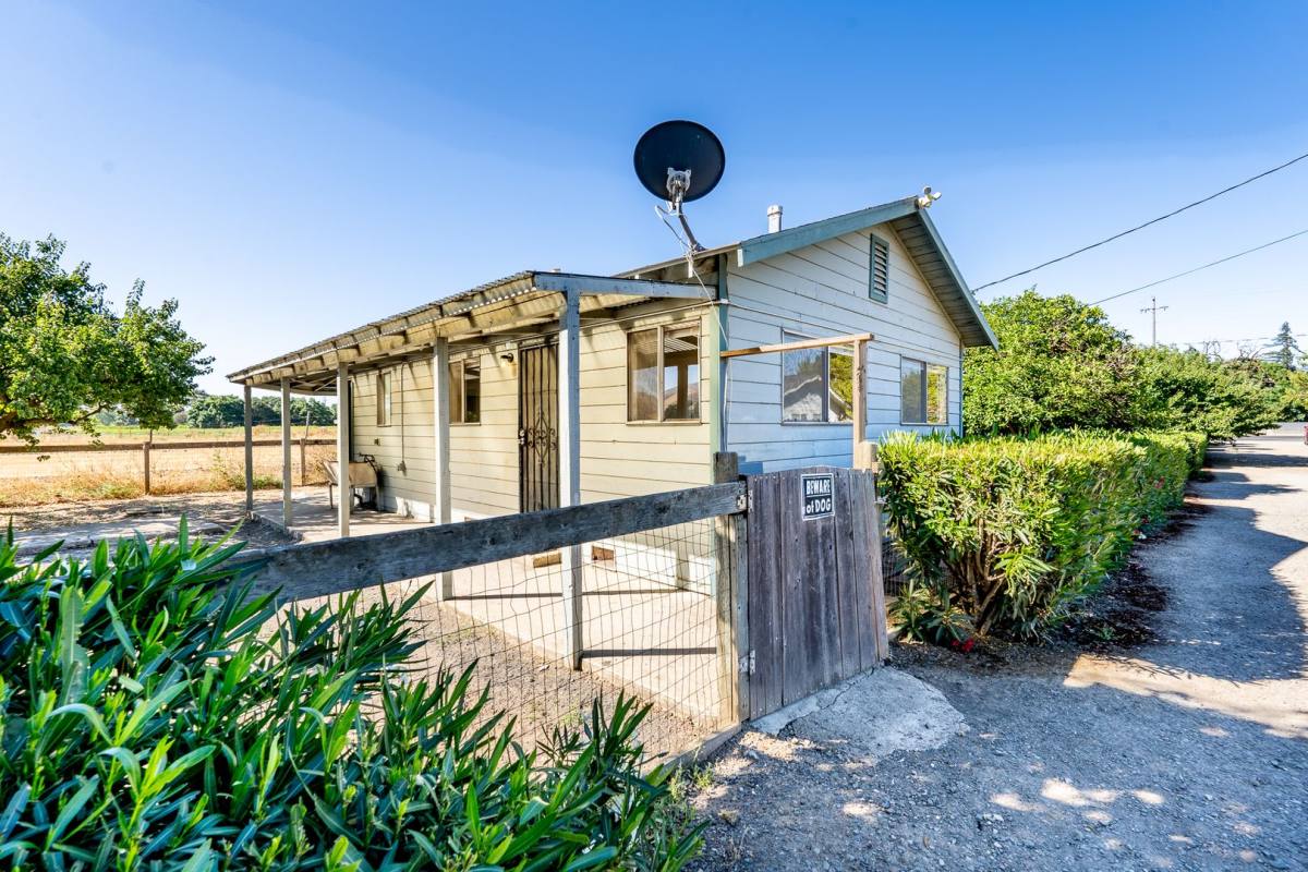 House for rent at 9550 Monterey, Morgan Hill, CA 95037