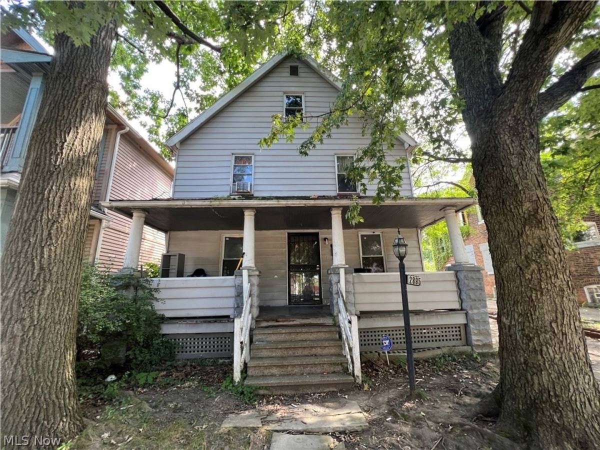 House for rent at 2895 E 118th St, Cleveland, OH 44120