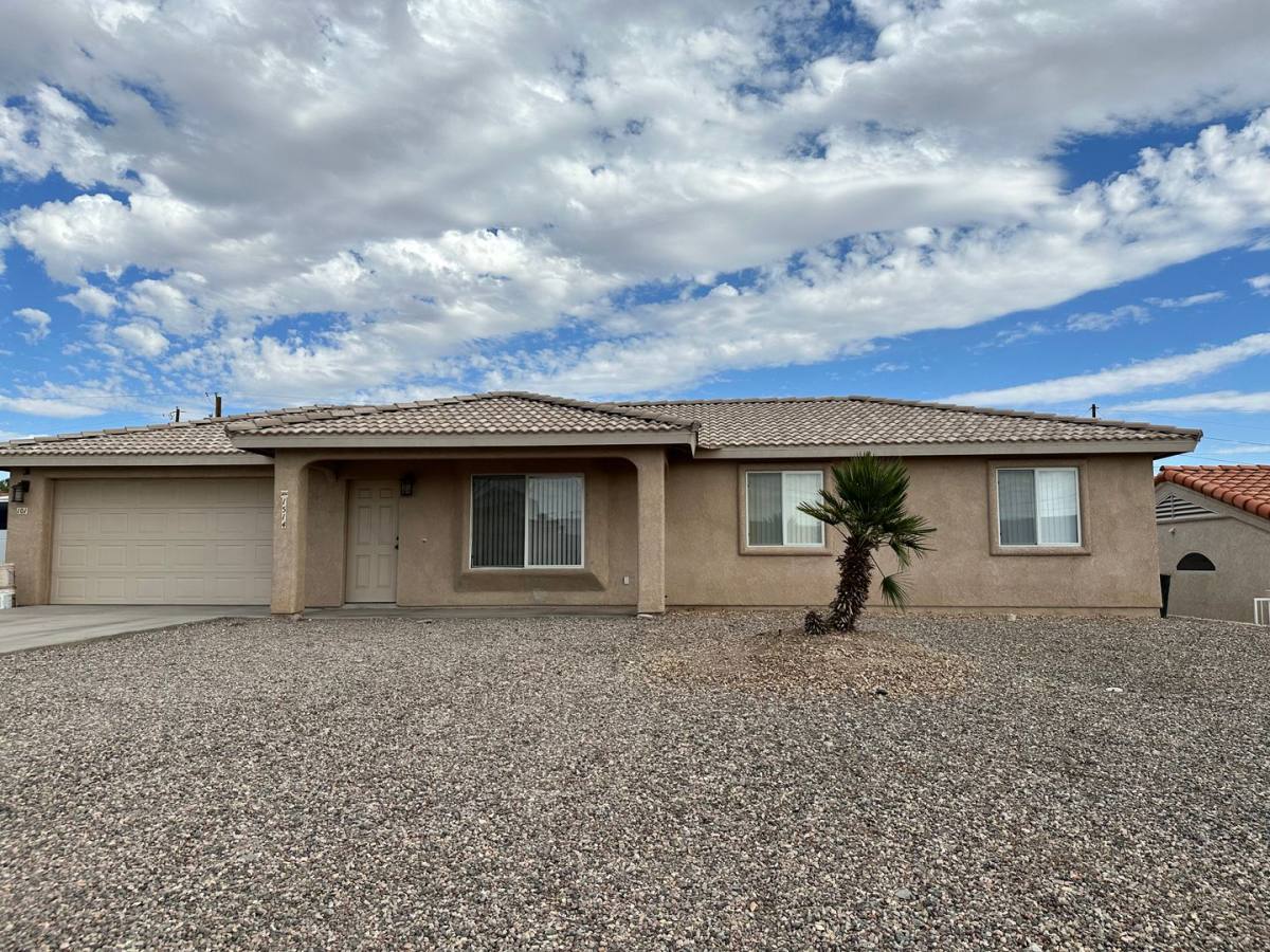 Apartment for rent at 1514 Pebble Dr, Lake Havasu City, AZ 86404