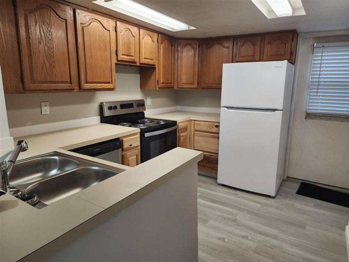 Apartment for rent at 815 Ave C, Billings, MT 59102
